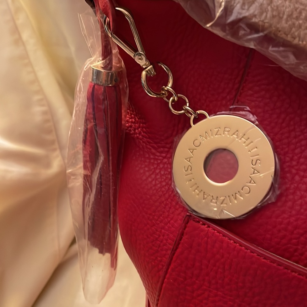 Brand new red leather Isaac Mizrahi shoulder bag. Brown not adjustable strap - Picture 7 of 10
